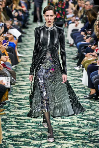 Look 31